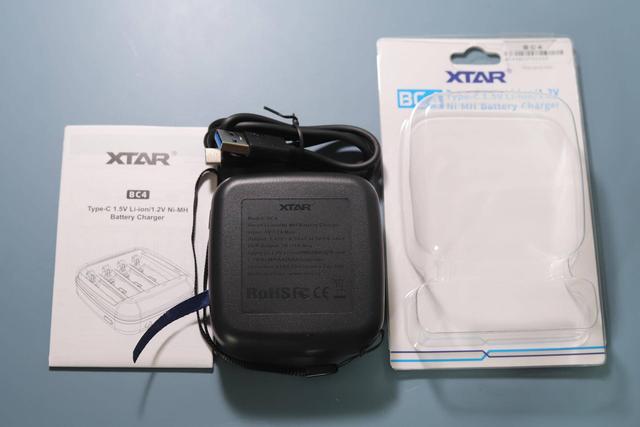 XTAR BC4 1.5V锂电池充电器,满足你对充电器的所有想象