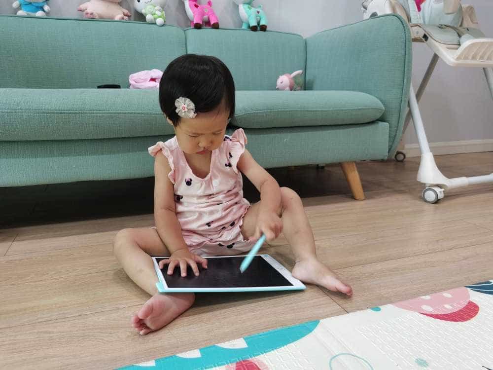 宝宝绘画涂鸦算题好帮手360液晶手写绘板H12体验