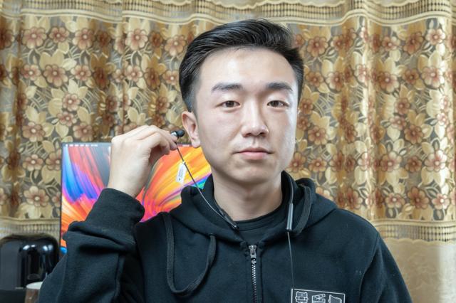 项圈降噪耳机新选择,爱国者aigo W08给你安静的一人世界
