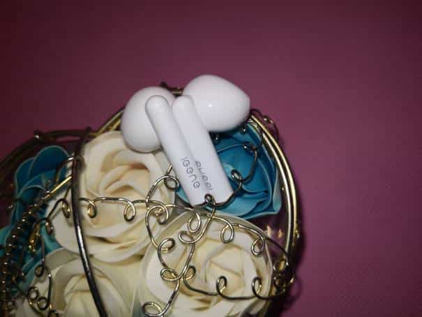 听歌、游戏、看电影一个击音F1真无线蓝牙耳机全搞定