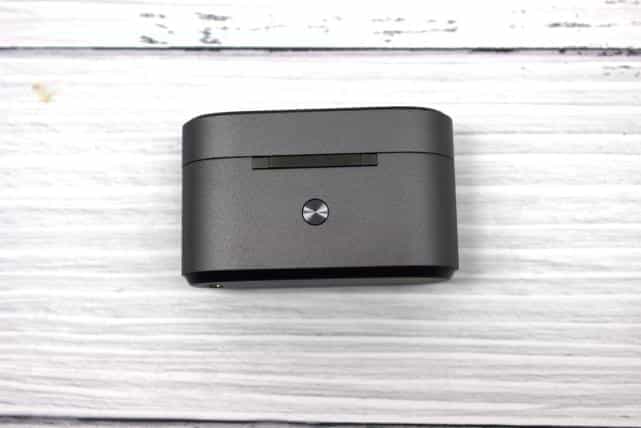 戴上唐麦W5动铁真无线蓝牙耳机,享受苹果般真旗舰