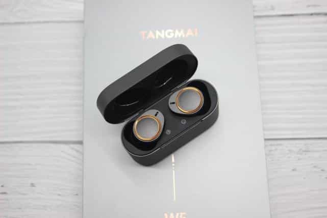 戴上唐麦W5动铁真无线蓝牙耳机,享受苹果般真旗舰