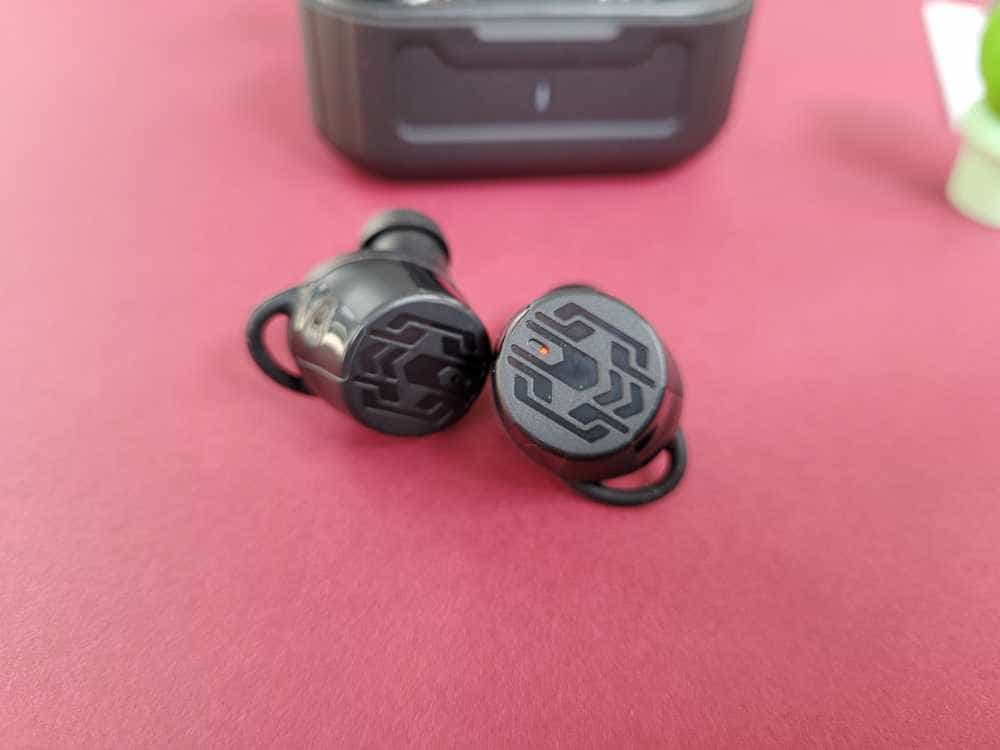 NANK T2 真无线蓝牙耳机:支持无线充电,音质再次升级