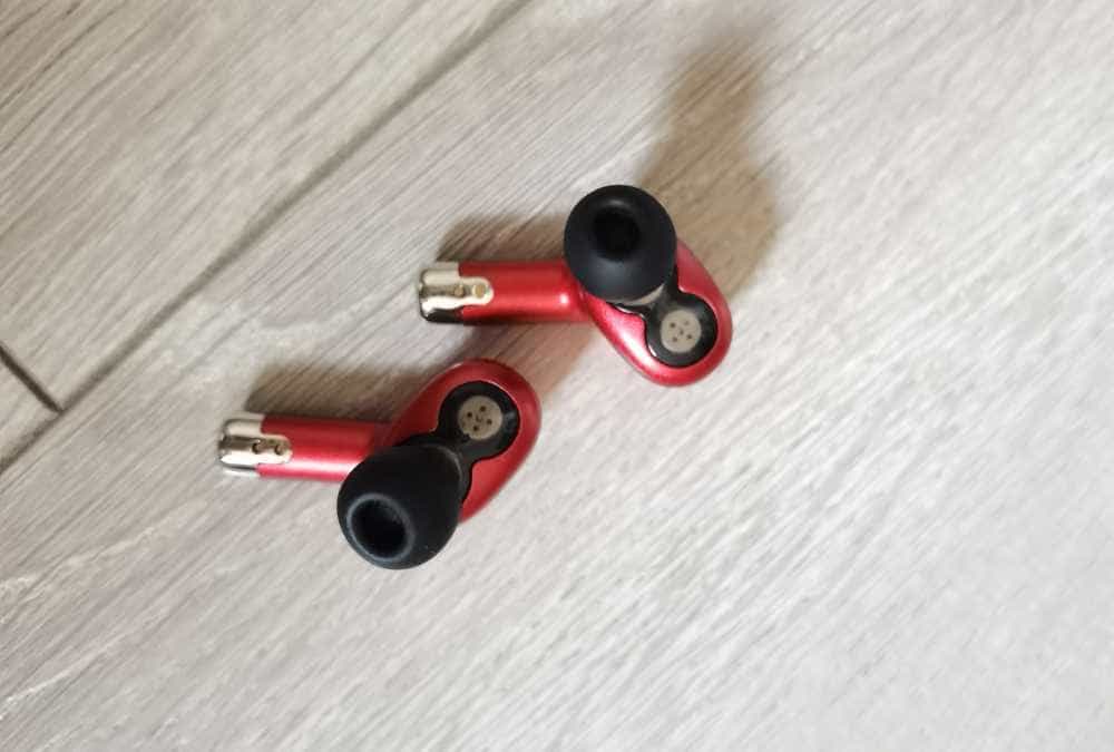 炫酷又有型,西圣Olaf游戏蓝牙耳机轻体