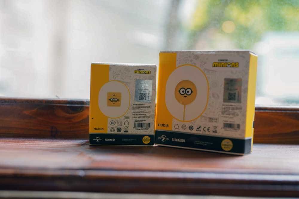 小黄人大眼萌,努比亚小黄人Magsafe无线磁吸快充套装开箱