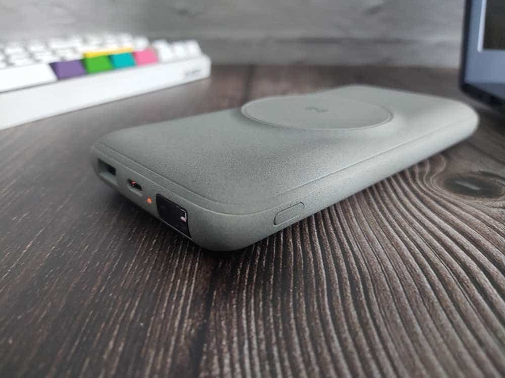 大功率超级快充 磁吸无线充电宝 从此告别电量恐慌