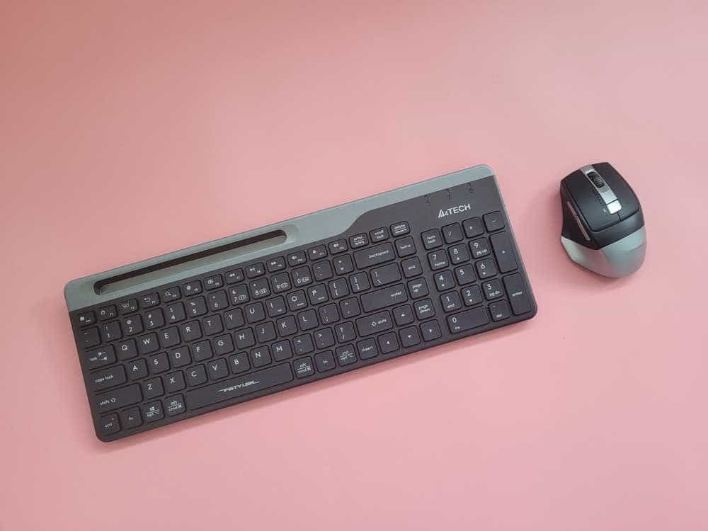 轻巧便携 安静办公 双飞燕飞时代系列无线蓝牙键鼠套装测评