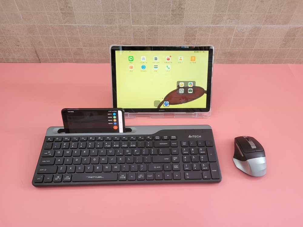 轻巧便携 安静办公 双飞燕飞时代系列无线蓝牙键鼠套装测评