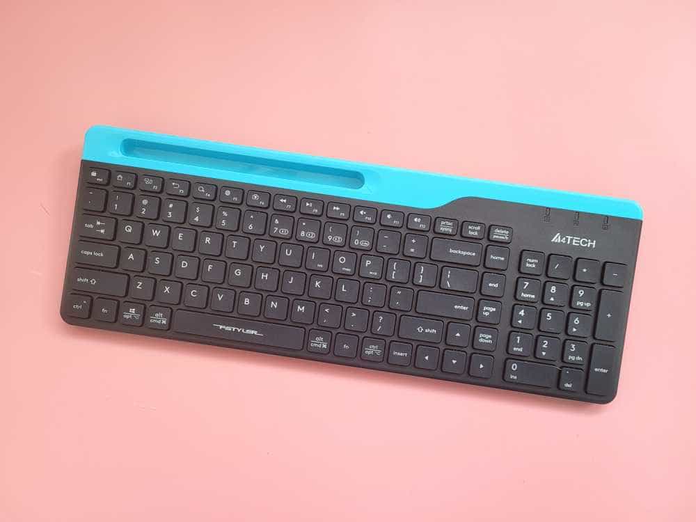 轻巧便携 安静办公 双飞燕飞时代系列无线蓝牙键鼠套装测评