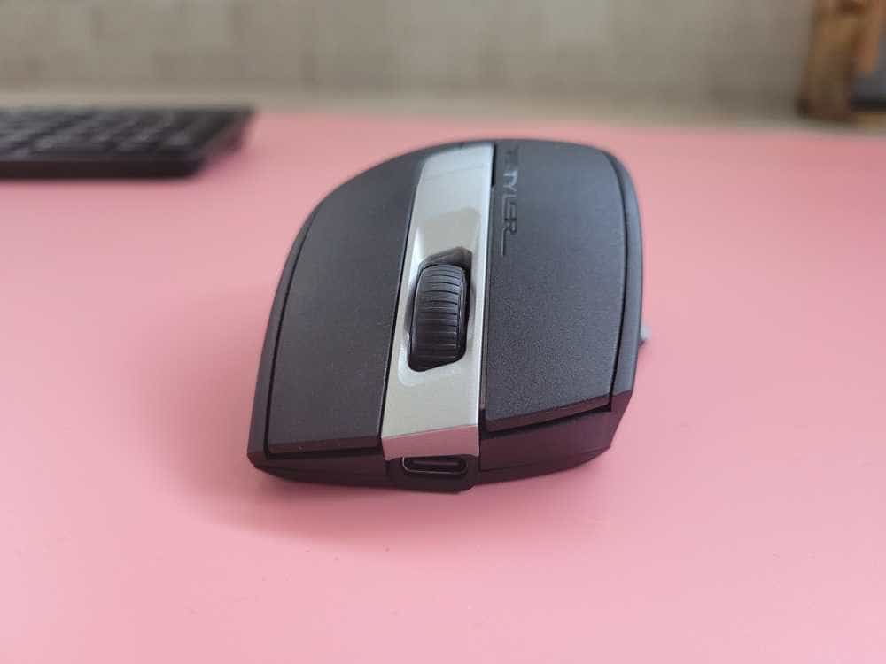 轻巧便携 安静办公 双飞燕飞时代系列无线蓝牙键鼠套装测评