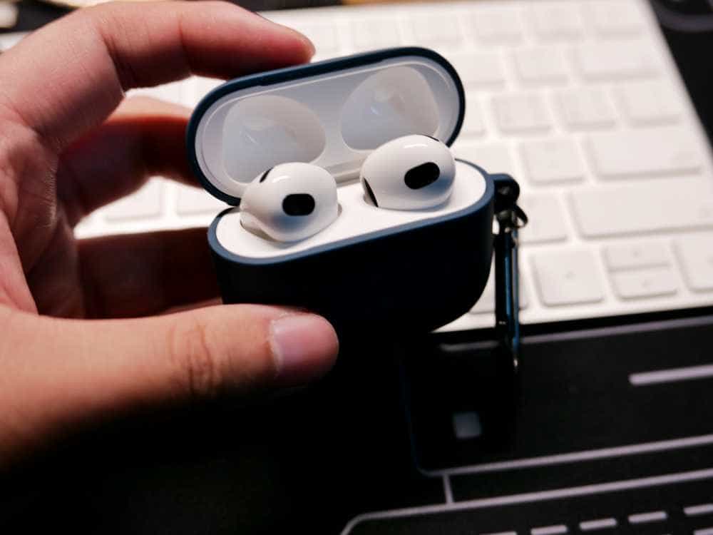 可能是市面上最便宜的AirPods MagSafe磁吸壳