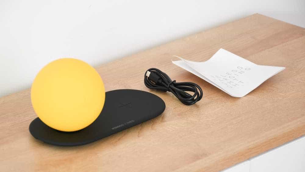 华硕a豆怪无线充电夜灯奇鹅版：IP联名设计 照明充电两不误