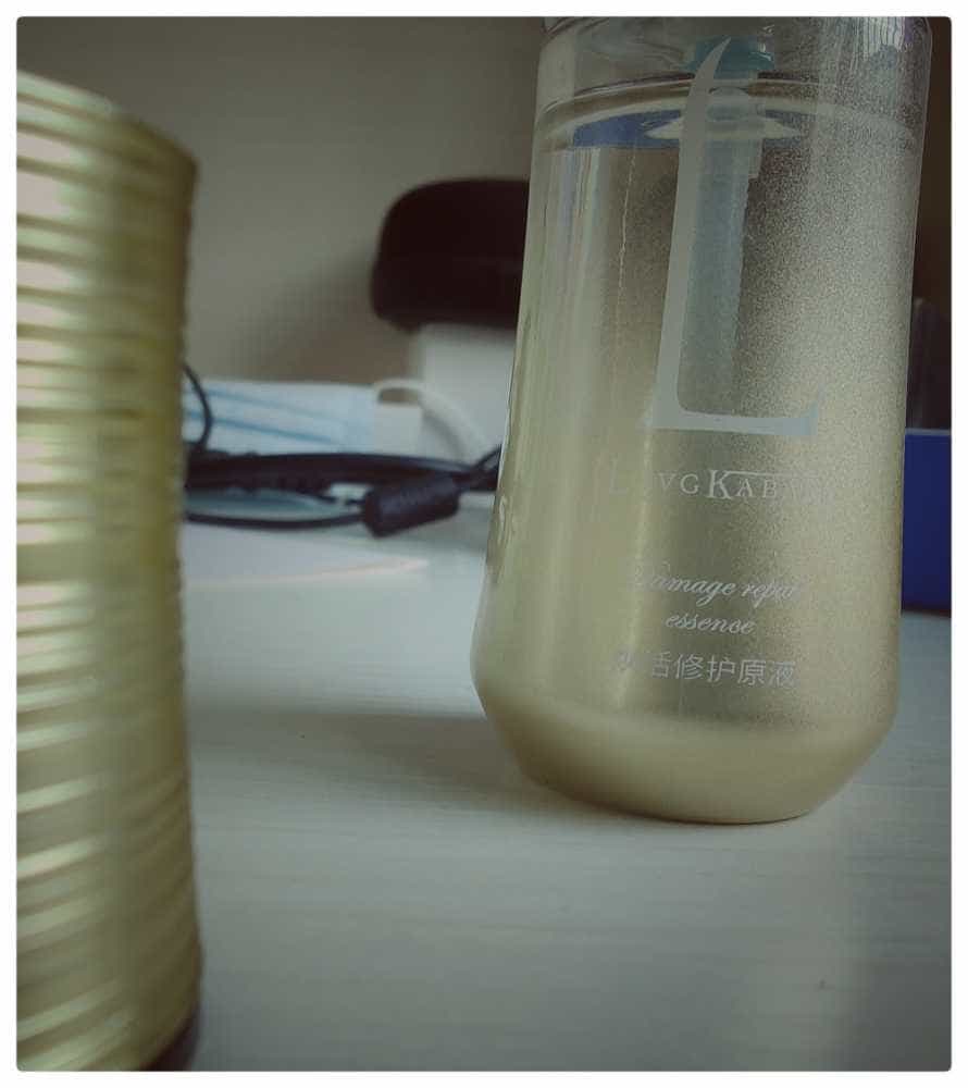 烫发之后发质下降了,卡巴尔焕活原液帮你恢复顺滑