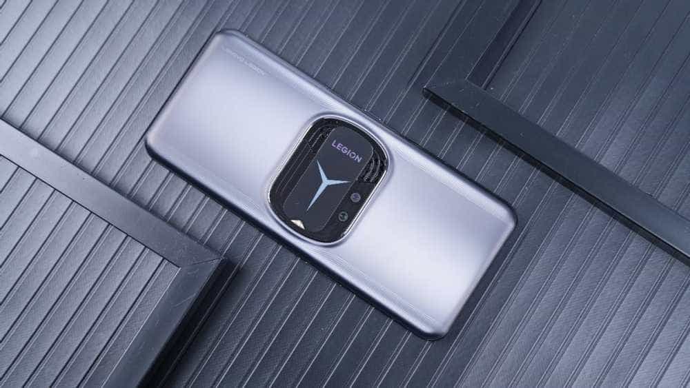 上手拯救者Y90电竞手机：骁龙8+双擎风冷，满血释放游戏特爽