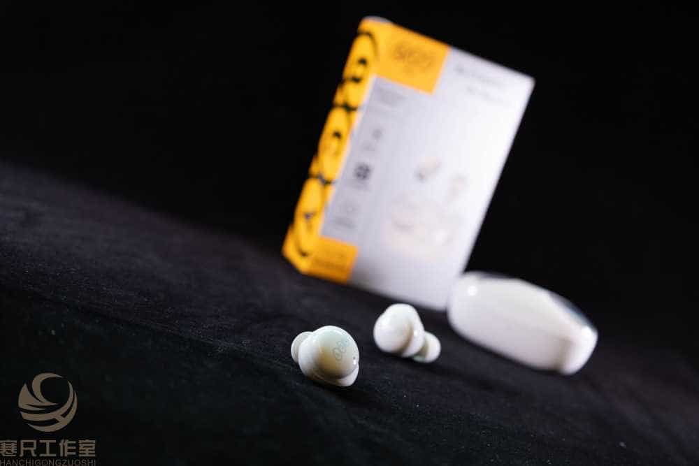 【开箱评测】QCY T17S：造型小巧，只需百元