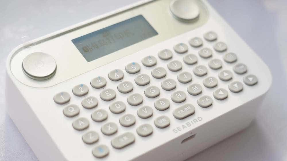 有颜有实力的海鸟贴纸打印机P1-12B 蓝牙按键版