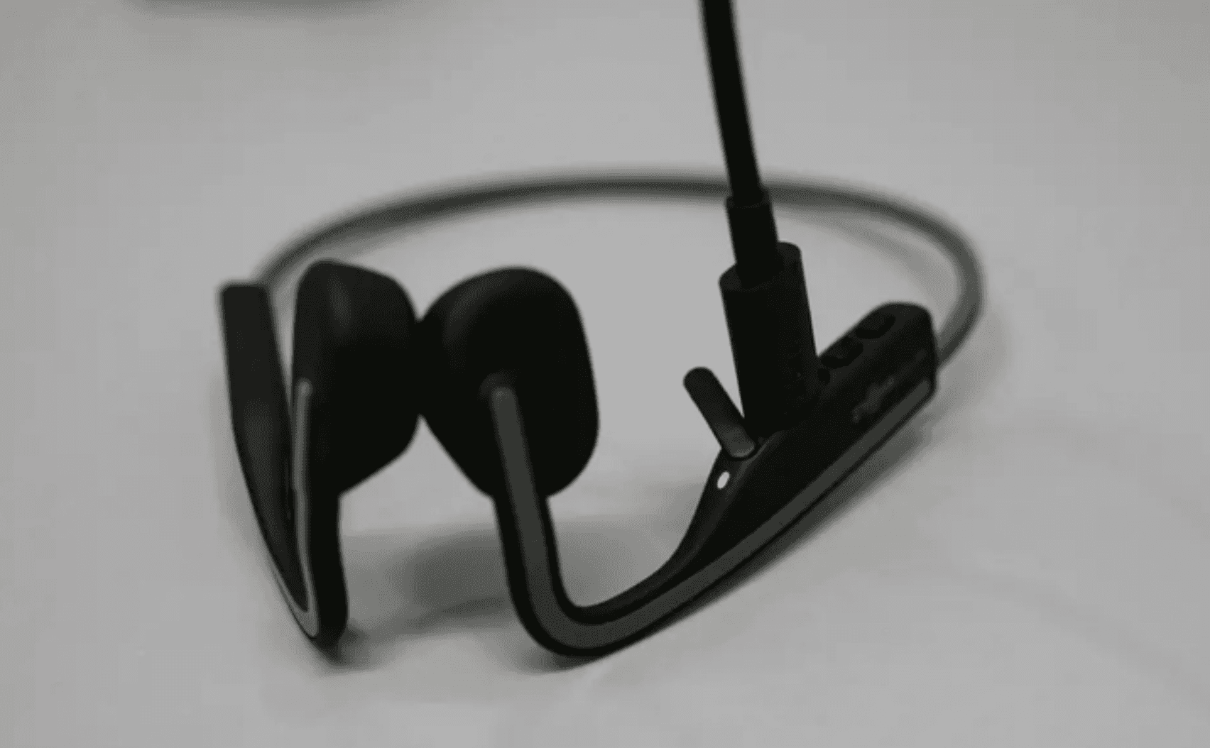 哪些耳机不伤耳朵、不伤耳的骨传导蓝牙耳机推荐