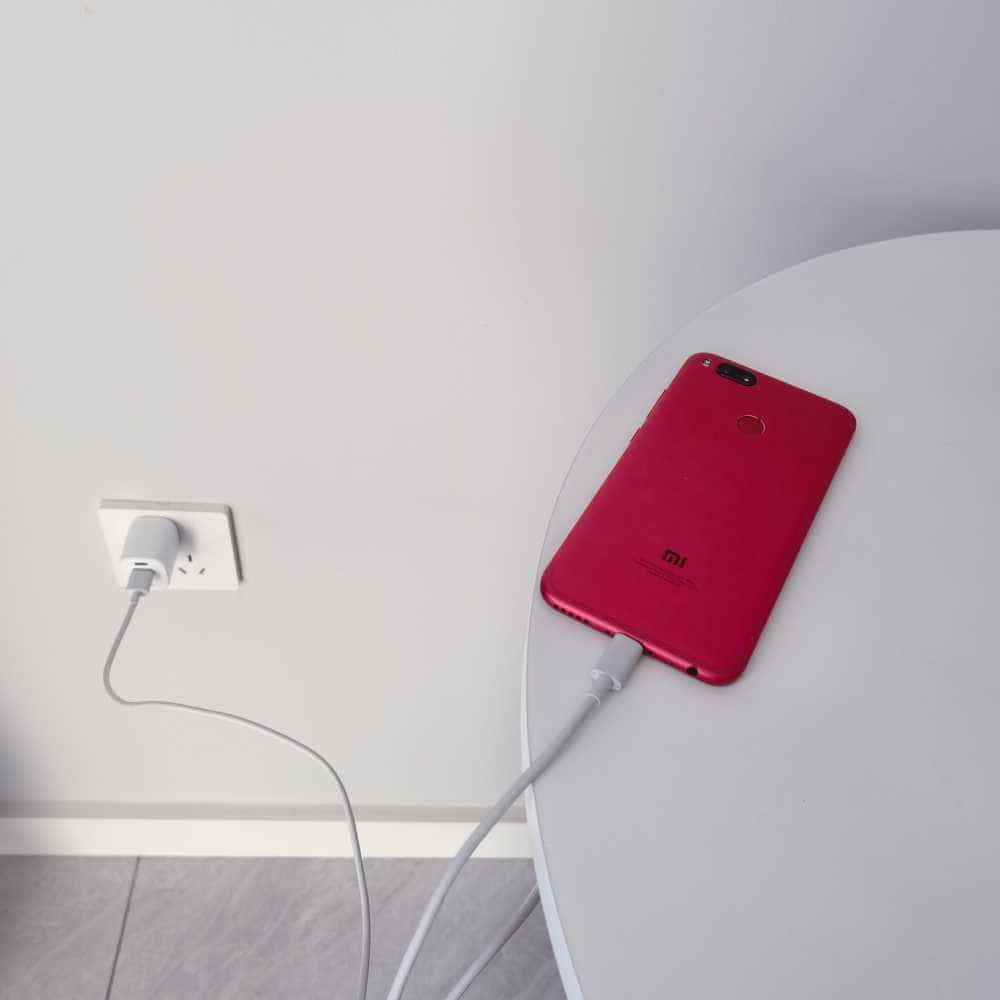 南卡充电头C2:小身材大容量