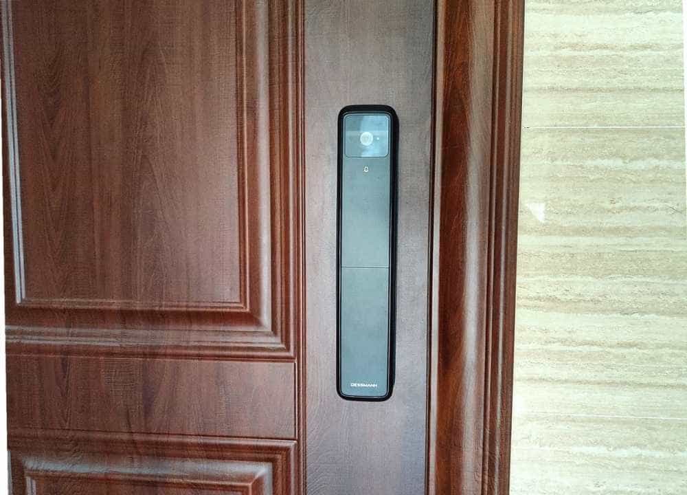 4寸高清可视屏，24小时实时监控，德施曼Q50MPro带给你安心放心