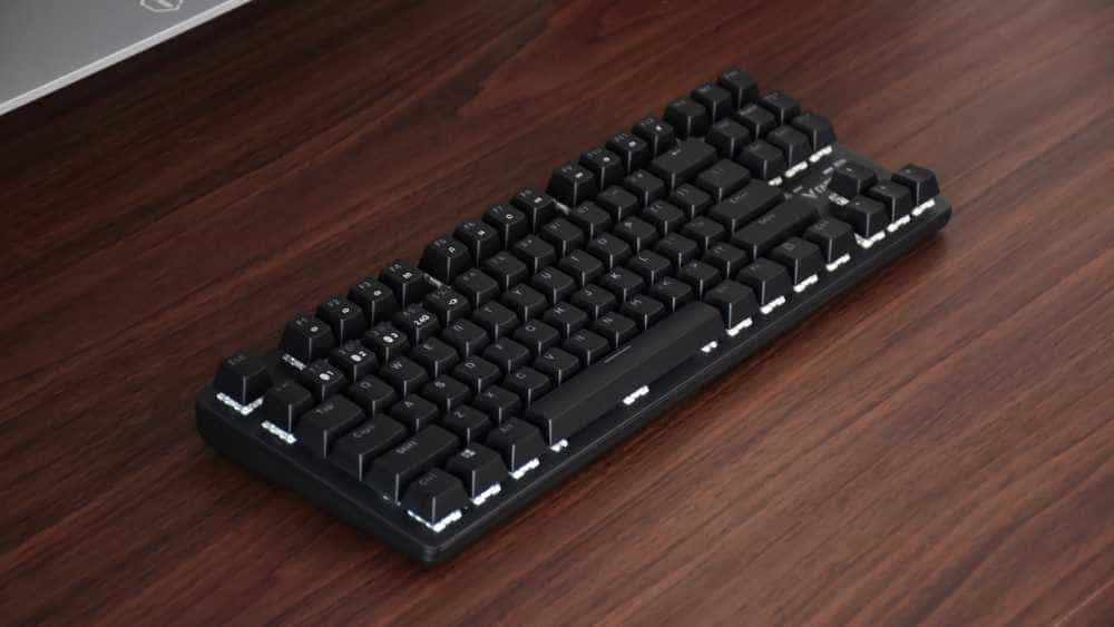 雷柏V500 Pro 87键：自研轴体加持，绚丽灯效点缀