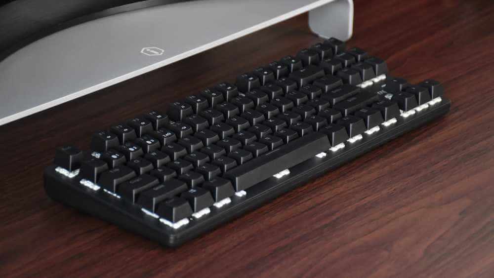 雷柏V500 Pro 87键：自研轴体加持，绚丽灯效点缀