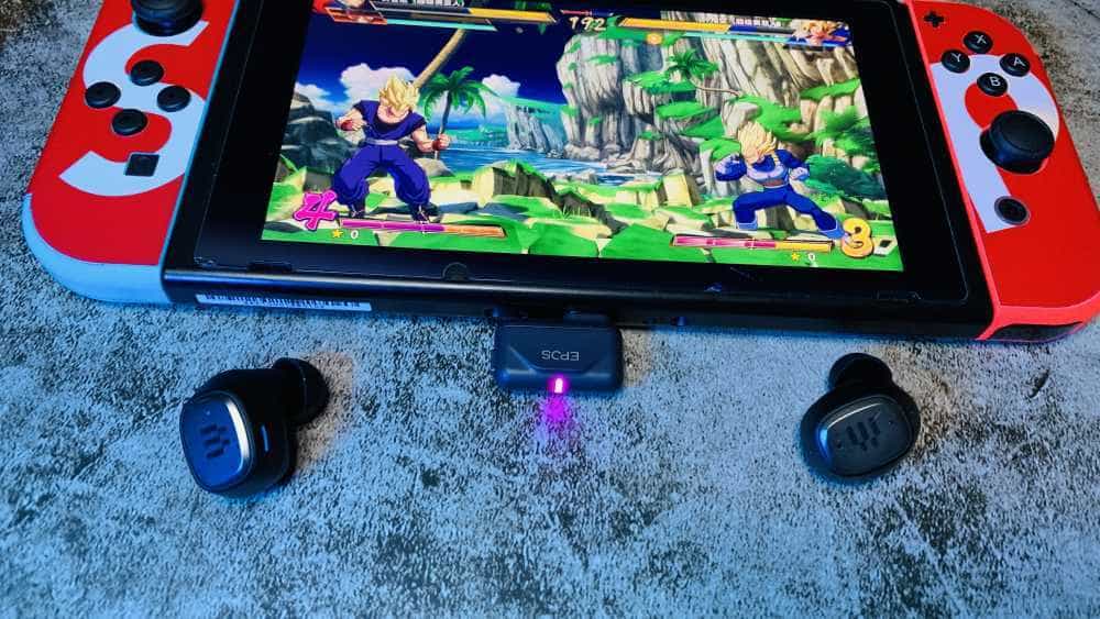 蓝牙耳机不配玩游戏？那是你没试过它！包你满意！