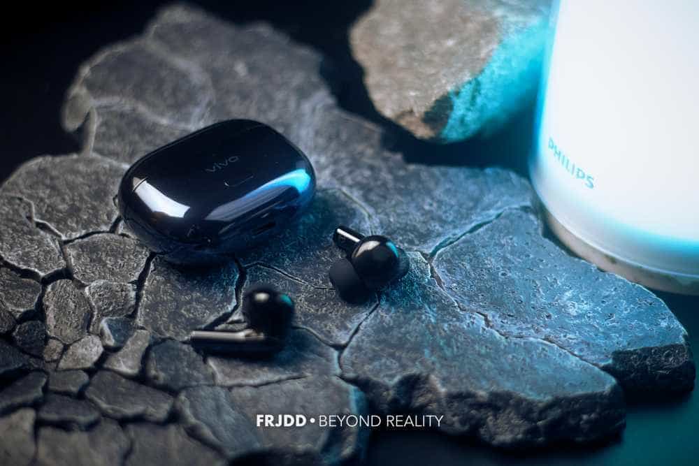 来自太空的交响,vivo tws 2真无线耳机开箱 - it手机资讯