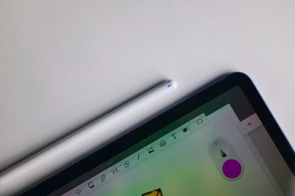 百元价位千元体验，体验南卡Pencil无线充版