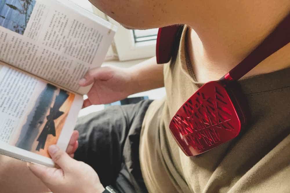 3D音效方可更惬意，这款颈戴音箱刷新我的音箱认知