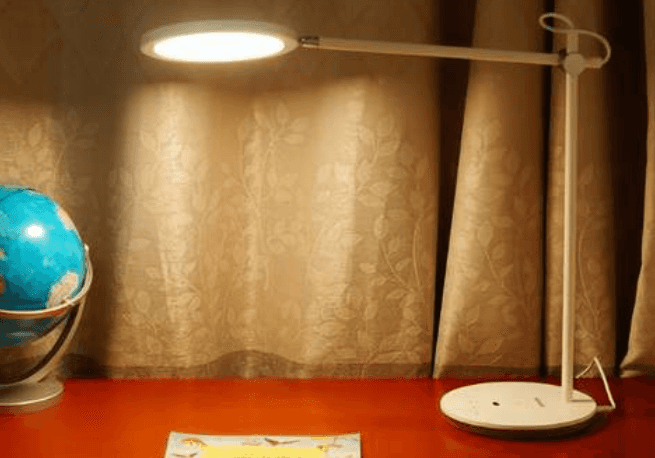 台灯调色温有必要吗？2022双十一最佳色温护眼灯推荐