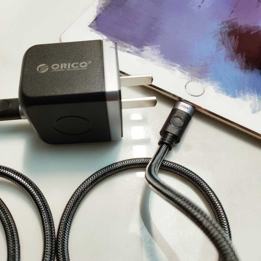 GaN*30w双口快充经久耐用，轻巧便携颜值顶流