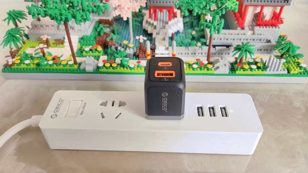 苹果30W线充套装，还得看ORICO M30C  Mini氮化镓充电器