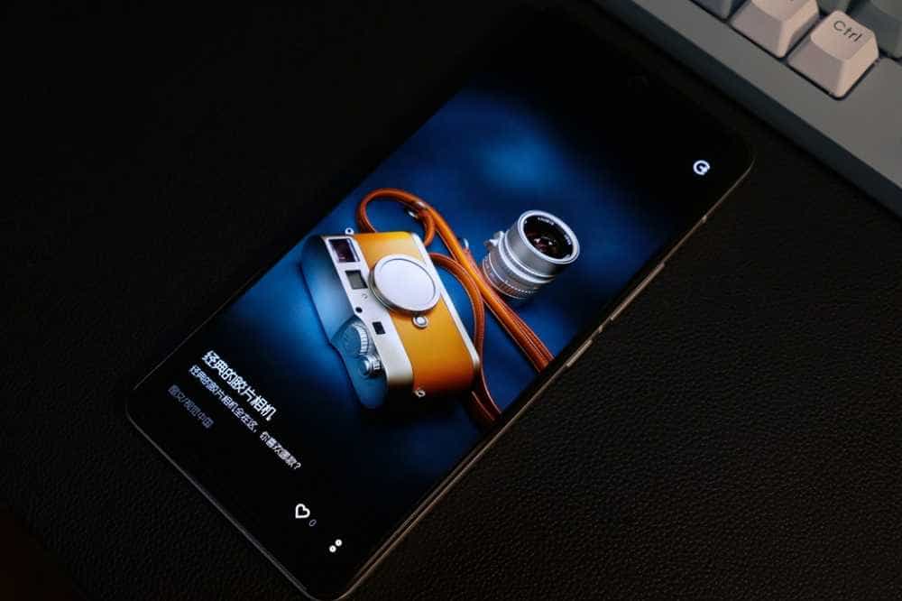 iQOO 11传奇版图赏：“速度美学”的完美展现