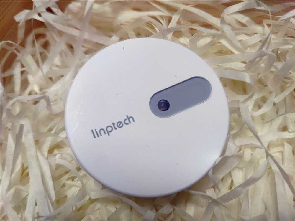 智能家居人体存在传感器：180度感应角度，8档感应空间，秒级感应