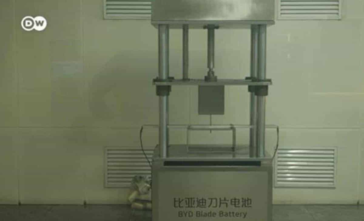 比亚迪被海外媒体点名了？比亚迪刀片电池到底安全吗？