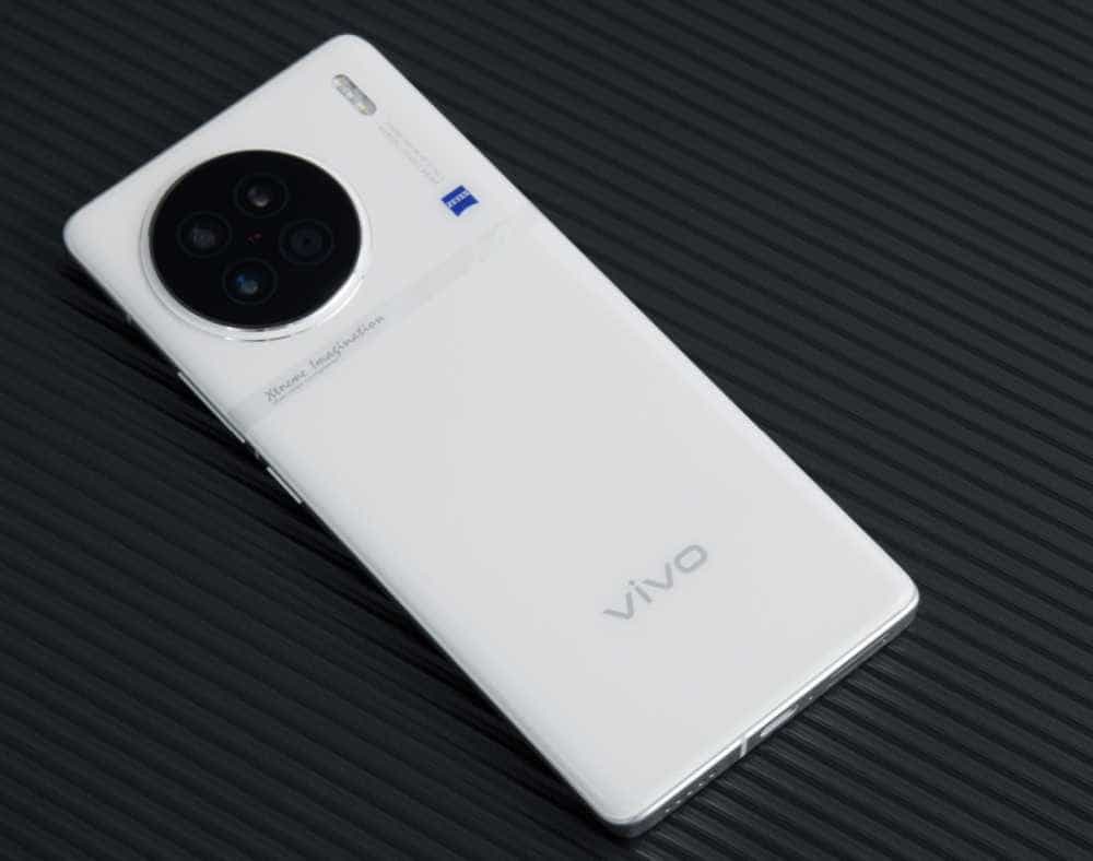 情人节送礼指南之手机篇，三款手机都很适合女生，一款iPhone两款国产