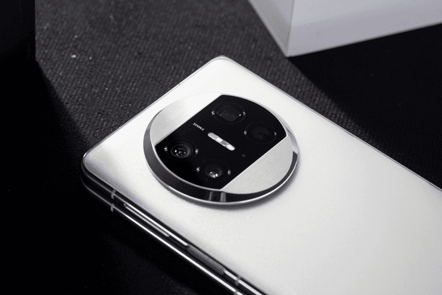 聊一聊华为Mate X3，轻得不像折叠手机