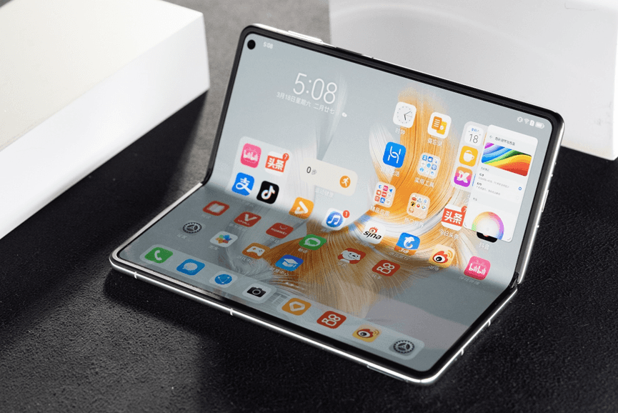 聊一聊华为Mate X3，轻得不像折叠手机