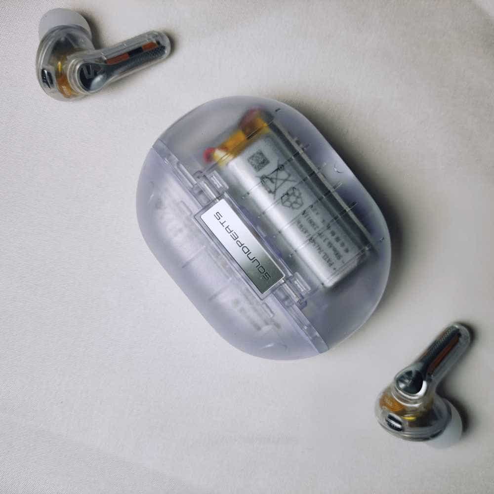 泥炭Capsule 3 Pro未来感蓝牙耳机：未来科技与音乐体验的完美结合