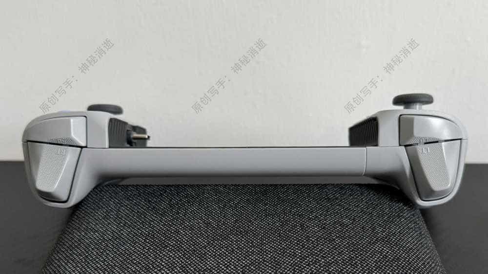 盖世小鸡G8射手座Type-C游戏手柄，可以随身带着走让手机秒变掌机