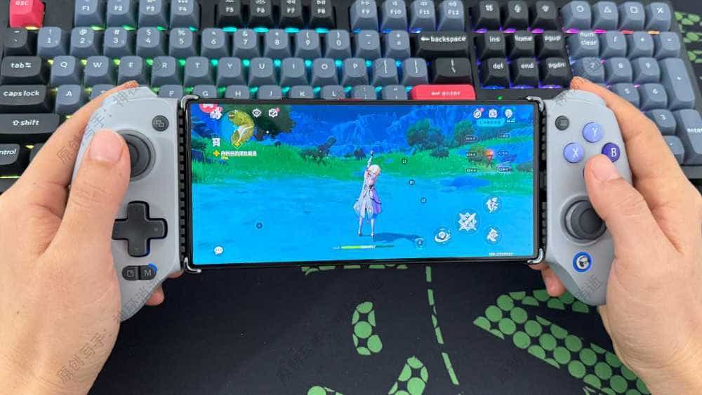 盖世小鸡G8射手座Type-C游戏手柄，可以随身带着走让手机秒变掌机