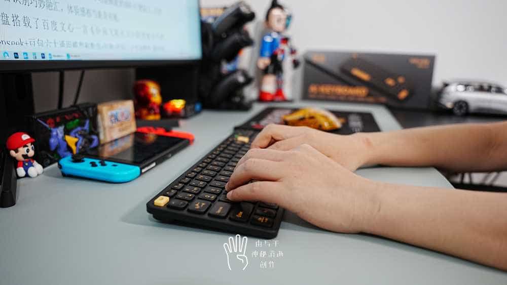 咪鼠KB6 AI键盘，可以用指尖迸发灵感，也能用语音引领智能化创作