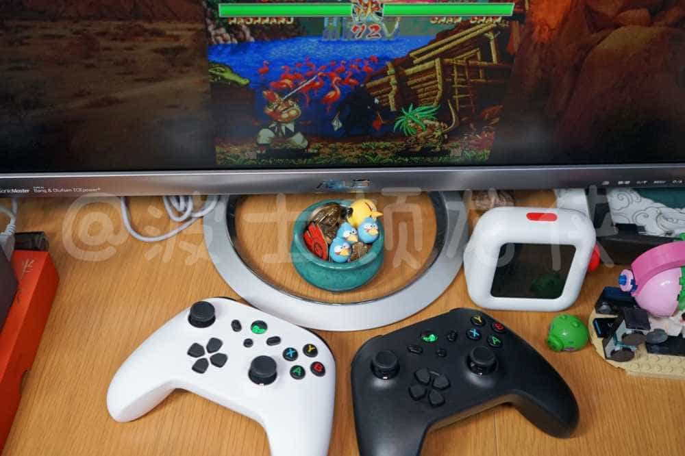 游戏手柄好平替,性价比奕狐精灵V2来袭!