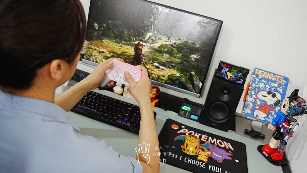 外观革新进化，只为舒适手感的游戏利器-盖世小鸡超新星游戏手柄