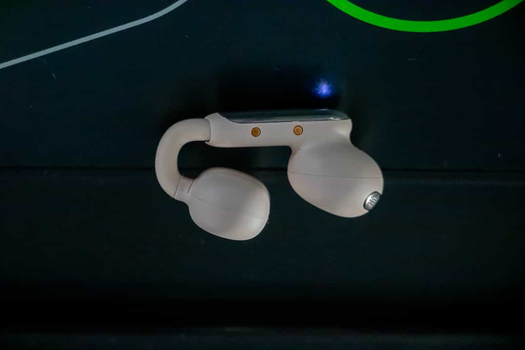 性能小钢炮，百元震撼耳机