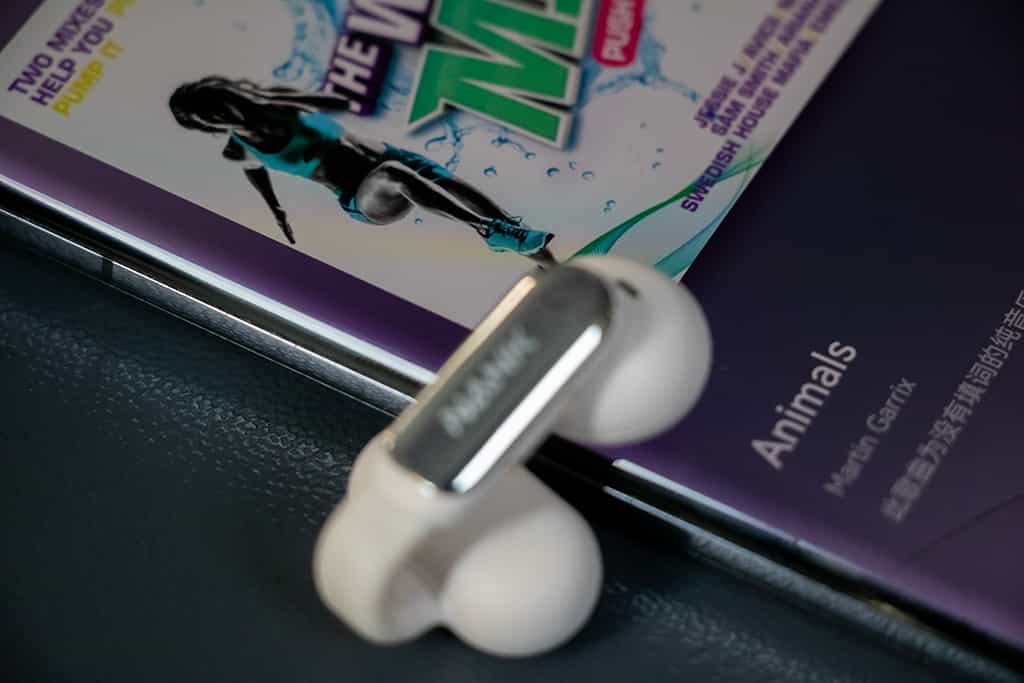 性能小钢炮，百元震撼耳机