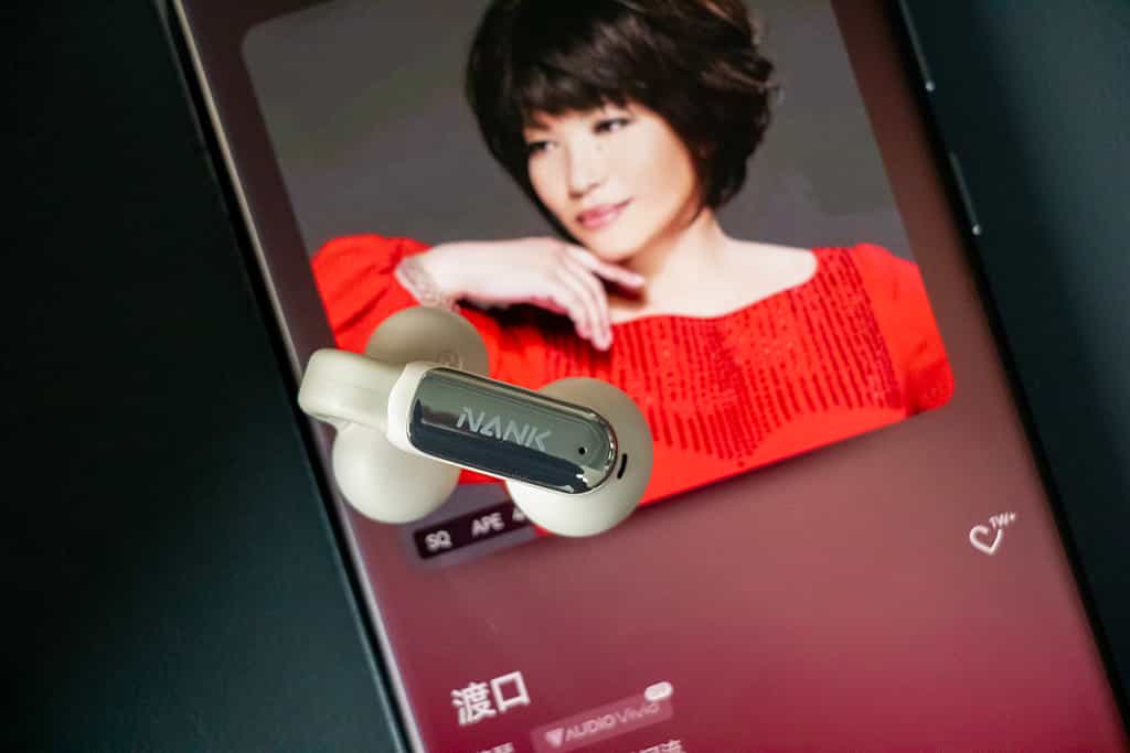 性能小钢炮，百元震撼耳机