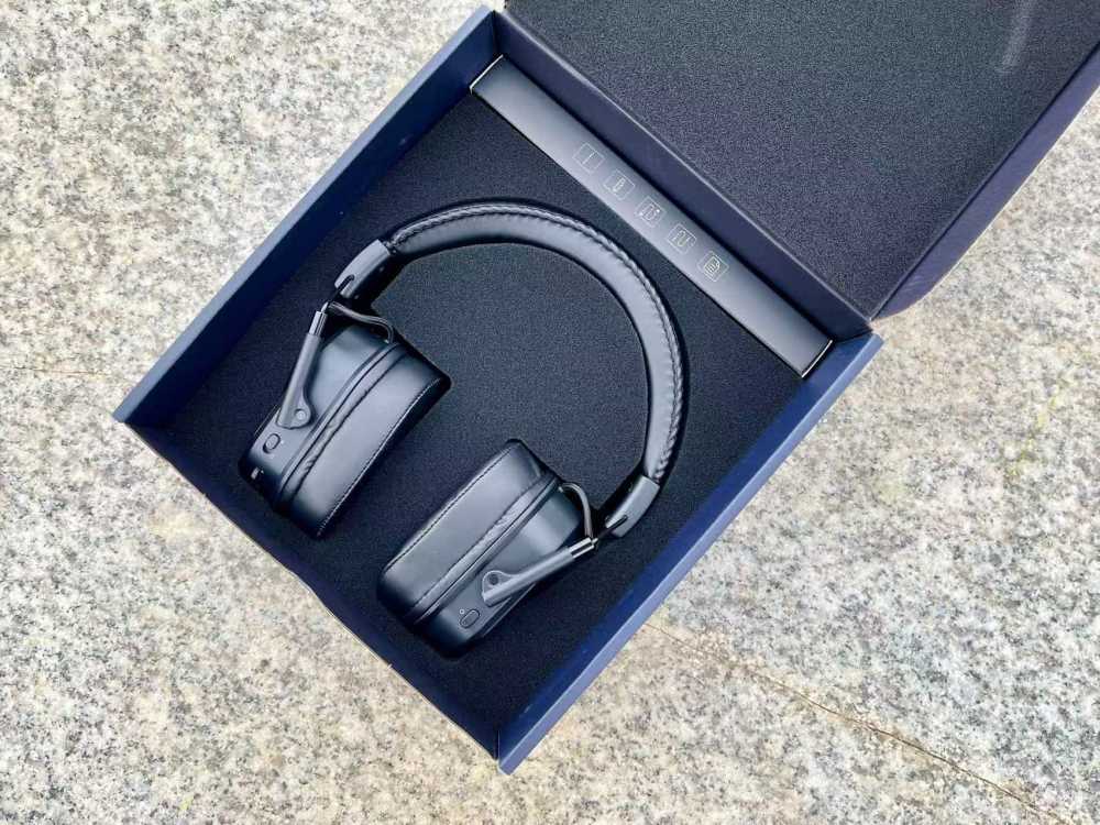 【好物测评】一耳定胜负的沉浸游戏体验：雷柏VH850无线多模游戏耳机