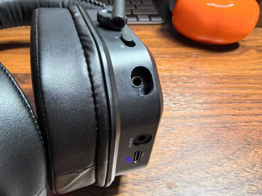 【好物测评】一耳定胜负的沉浸游戏体验：雷柏VH850无线多模游戏耳机