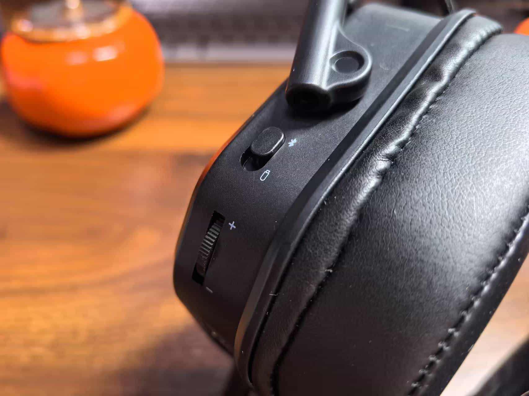 【好物测评】一耳定胜负的沉浸游戏体验：雷柏VH850无线多模游戏耳机